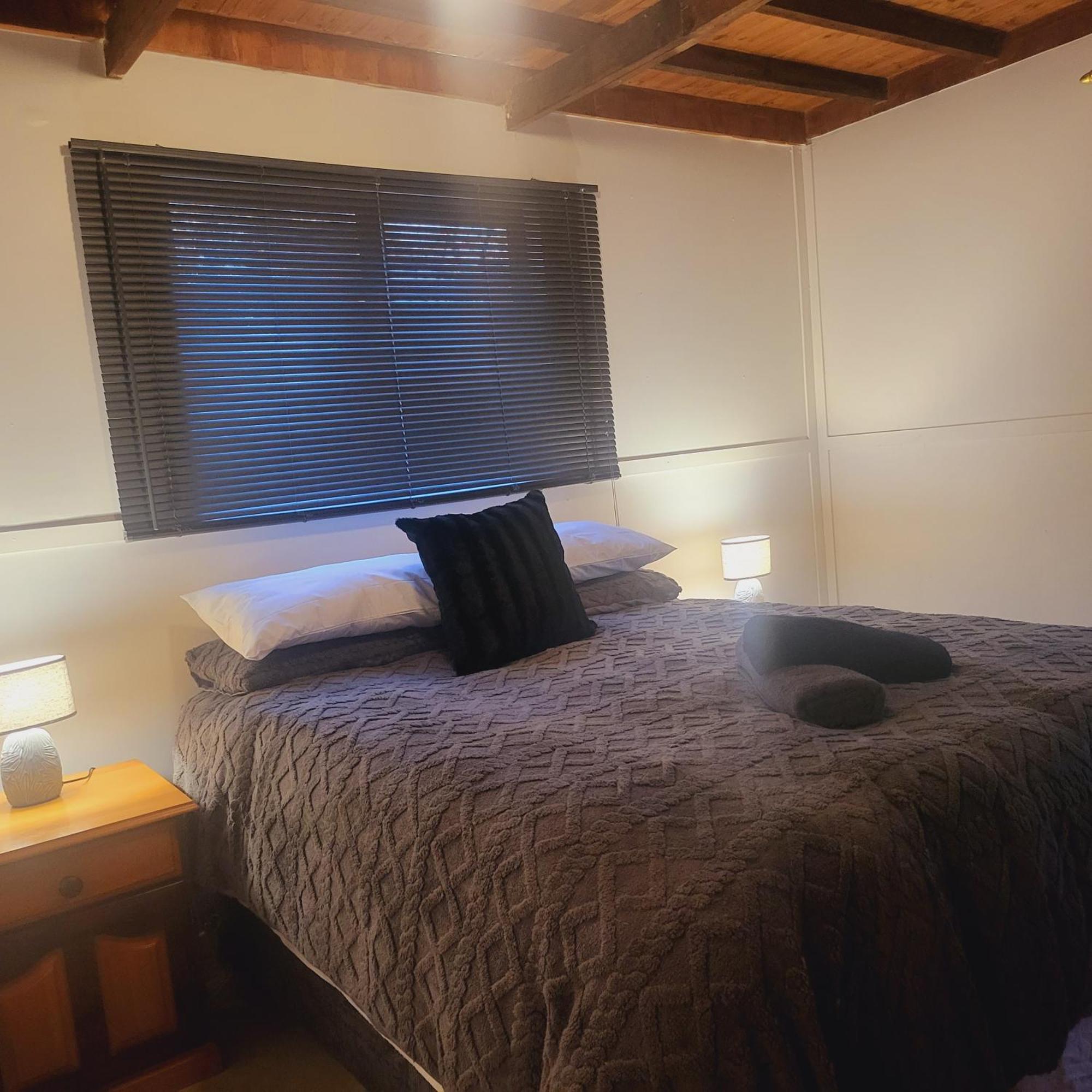 Rosenhof Cabins Clanwilliam Room photo